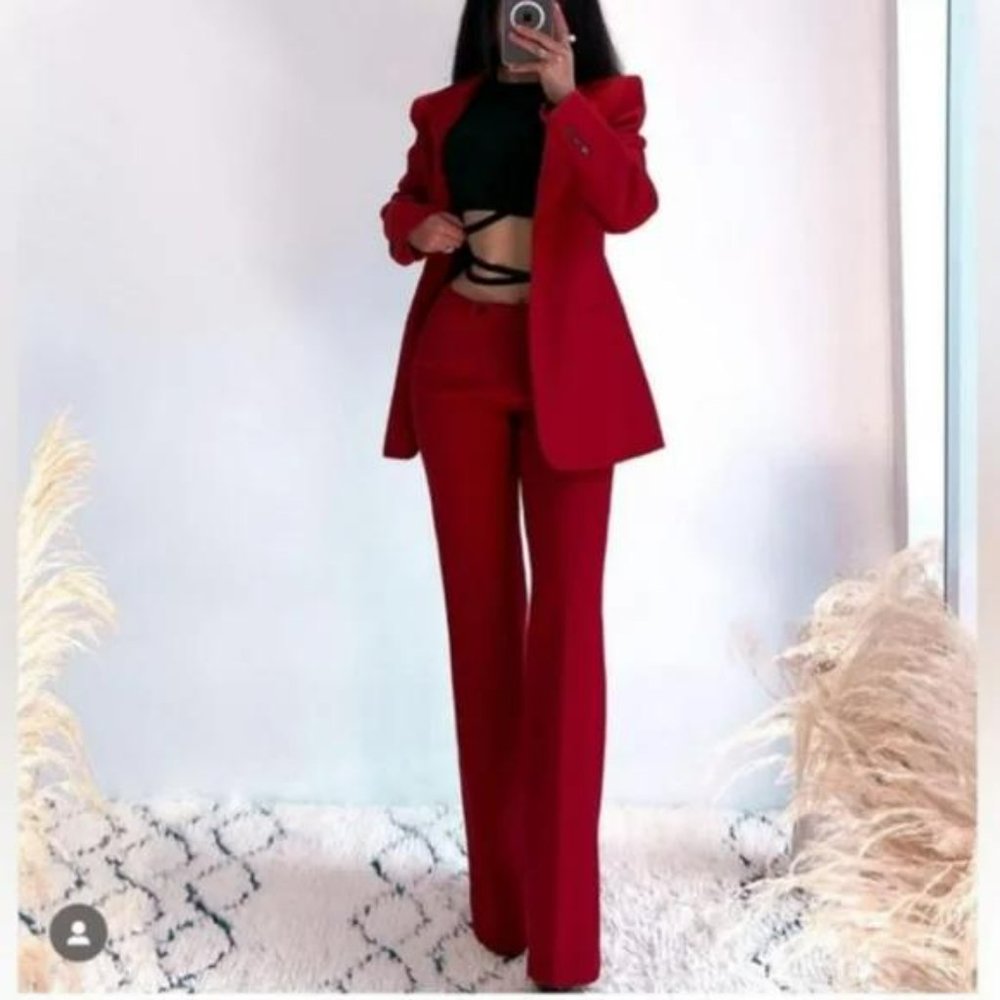 ZARA LIMITED EDITION LOW RISE RED PANT YOU CANNOT MISS
